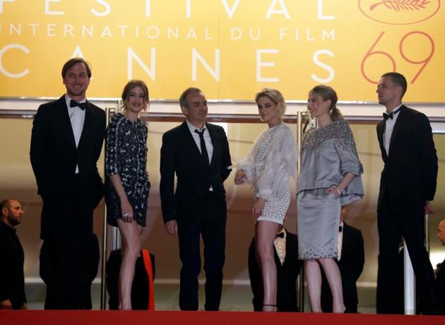Kristen Stewart, Lars Eidinger, Cannes 2016, cannes, Cannes 2016 updates, Cannes 2016 red carpet, Cannes 2016 photos, Chloe Sevigny, director Olivier Assayas, Adriana Ugarte, Emma Suarez, Pedro Almodovar, entertainment photos