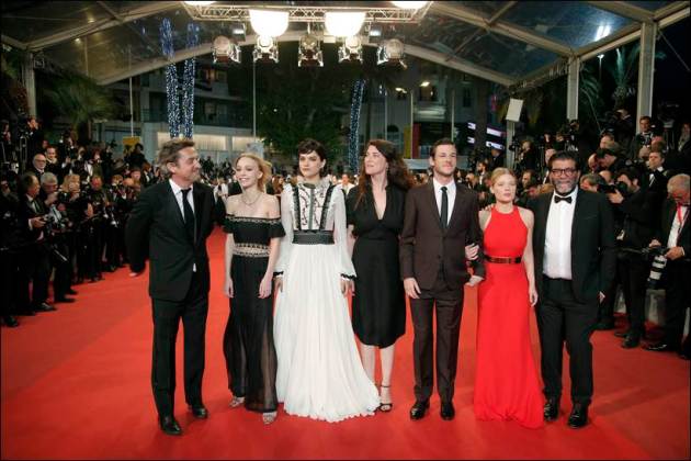 Lily-Rose Depp, Lily-Rose Depp cannes, Lily-Rose Depp cannes 2016, Lily-Rose cannes, Lily-Rose cannes 2016, Cannes 2016, cannes, Cannes film festival, Hayley Squires, Soko, Melanie Thierry, Gaspard Ulliel, Entertainment news