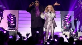 Madonna, Prince, Billboard Music Awards, Madonna tribute, prince tribute, Nothing Compares 2 U, Stevie Wonder, Purple Rain, Rihanna, The Weeknd, Rebecca Romijn, Love song, Entertainment news