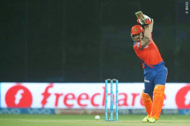 IPL 2016, IPL, SRH vs GL, Gujarat Lions Sunrisers Hyderabad, David Warner, GL vs SRH gallery, sports gallery, sports, cricket gallery, Cricket