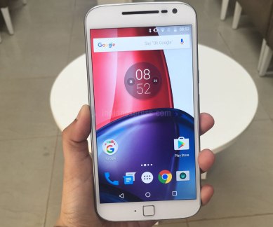 solapa debajo artillería Moto G4 Plus review