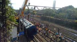 mumbai-derailed-train-480 mumbai, mumbai train, mumbai local, mumbai local late, mumbai local trains, mumbai local derailed, mumbai train derail, mumbai news