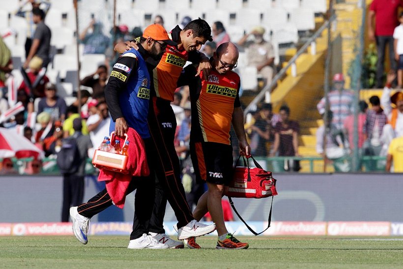 Ashish Nehra, Nehra, Sunrisers Hyderabad, SRH, SRH KXIP, KXIP SRH, KXIP SRH photos, IPL photos