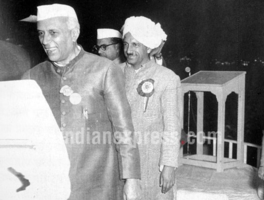 PHOTOS: Rare pictures of Nehru with Indira Gandhi, Edwina Mountbatten ...