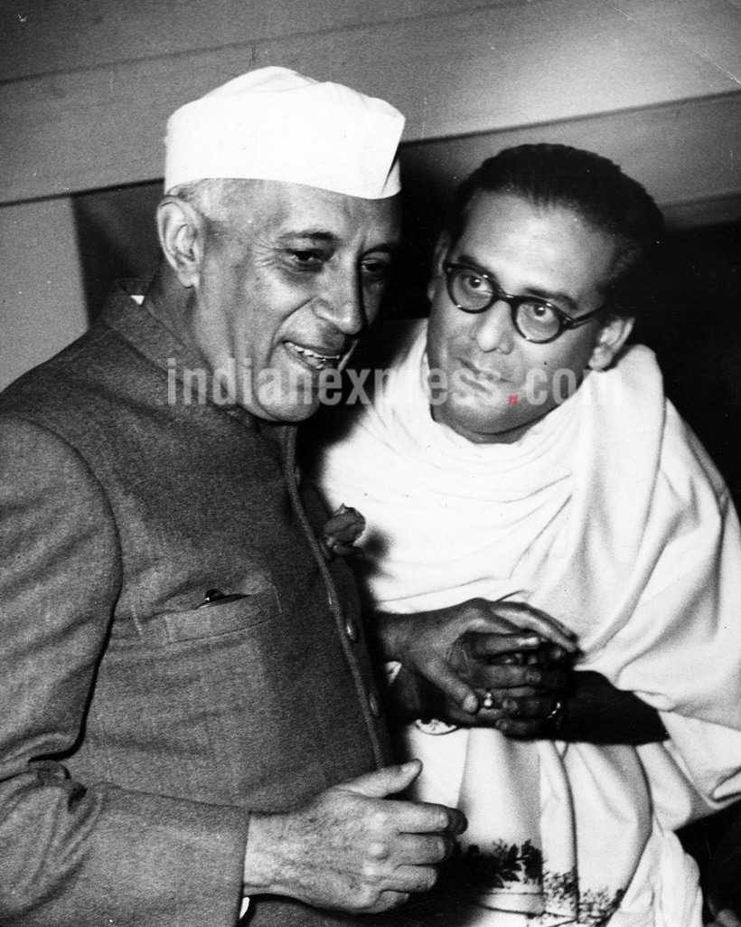 jawaharlal nehru, jawaharlal nehru birthday, nehru birthday, childrens day, first prime minister, jawaharlal nehru photos, jawaharlal nehru rare photos, jawaharlal nehru rare pictures, india news, nehru historic photos, nehru news, latest news