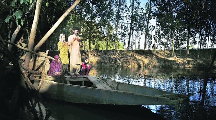 photography, delhi photo exhibition, nepal earthquake, Max Mueller Bhavan, earthquake, earthquake nepal, nepal earthquake photography, april earthquake, indian express talk