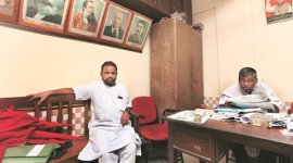 cpm kolkata, cpm office kolkata, communist party of india marxist, jyoti basu, tmc, beleghata cpm office, political parties india