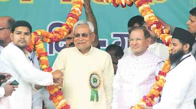 Nitish Kumar, Nitish Kumar Bungalow Roe, Nitish Kumar BIhar CM House, Nitish Kumar BJP Roe, Nitsih Kumar Opposition roe, Nitish Kumar BJP Bungalow Accusation, Nitish Kumar Bungalow controversy, Nitish BJp House controversy, BJP nitish latest controversy, Nitish BJP Bungalow Controversy, Bihar CM House, latest news, national News, India News
