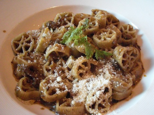 pasta, pasta trivia, things to know about pasta, different types of pasta, types of pasta, pasta variety, pasta love, pasta info, cooking pasta