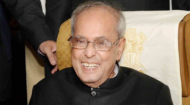 New Delhi: President Pranab Mukherjee interacting with the media delegation during his way back to India from Auckland on Monday. PTI Photo (PTI5_3_2016_000187A)