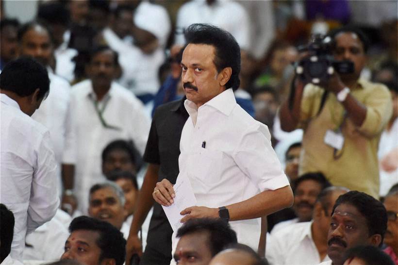 Jayalalithaa, Jaya, Jayalalithaa swearing in, Jaya swearing in, CM Jayalalithaa, CM Jaya, Tamil Nadu, Tamil Nadu politics, M K Stalin, AIADMK, DMK