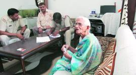 jewellery theft, jewellery robbery, robbery, jewellery theef, jeellery robbery, robbery panchkula, panchkula robbery, india news