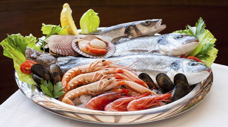 People who eat more seafood have reduced rates of decline in the semantic memory, which is the memory of verbal information. (Photo: Thinkstock)