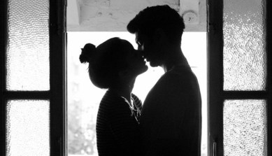 Shraddha Kapoor, Aditya Roy Kapur, ok Jaanu, Shraddha Kapoor Kiss, Shraddha Aditya Kiss, Shraddha Kapoor Aditya kiss, Shraddha Kapoor Kissing scene, Shraddha Kapoor intimate scene, Shraddha Kapoor cosy scene, Shraddha Kapoor sweet kiss, Shraddha Kapoor passionate kiss, Entertainment news