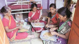 solapur, solapur beedi companies, beedi companies, beedi factories in solapur, lodhi gali, indian express mumbai, mumbai news