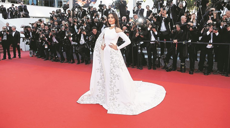 Indian actress Sonam Kapoor arrives on red carpet for the screening of the film "Mal de pierres" (From the Land of the Moon) in competition at the 69th Cannes Film Festival in Cannes, France, May 15, 2016. REUTERS/Jean-Paul Pelissier