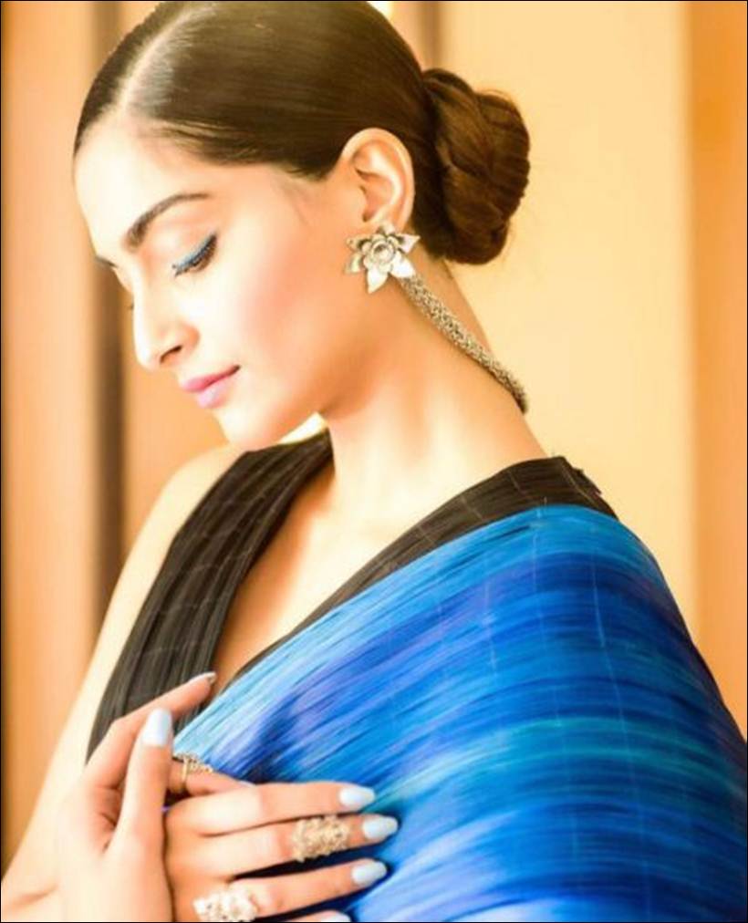 Sonam Kapoor, cannes, cannes 2016, Sonam Kapoor CANNES, Sonam Kapoor NEWS, Sonam Kapoor photos, Sonam Kapoor CANNES 2016, Sonam Kapoor DRESS, Sonam Kapoor SARI, entertainment photos
