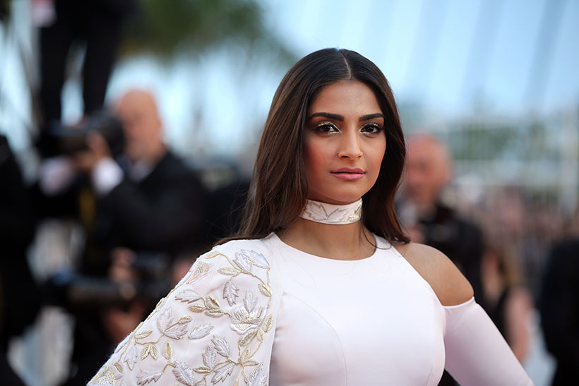 sonam kapoor, sonam cannes, sonam kapoor cannes, cannes fashion, cannes bollywood fashion, cannes red carpet, cannes film festival, cannes 2016