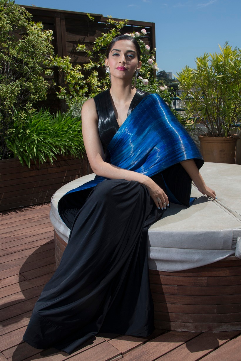 sonam kapoor, sonam cannes, sonam kapoor cannes, cannes fashion, cannes bollywood fashion, cannes red carpet, cannes film festival, cannes 2016