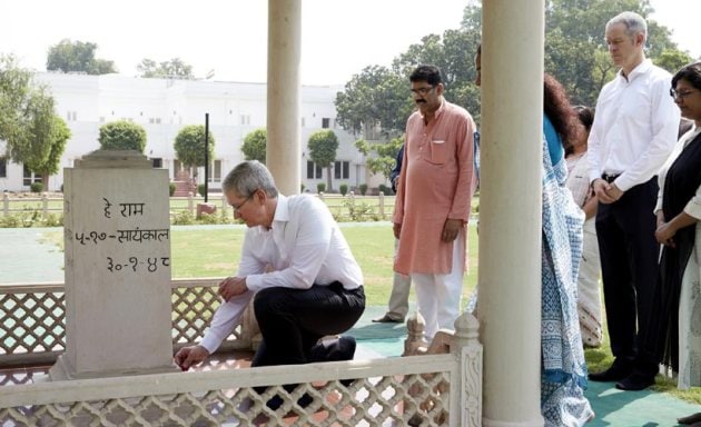 Apple, Apple CEO Tim Cook, Tim Cook PM Modi, Tim Cook Meets PM Modi, Narendra Modi, PM Modi meets Apple CEO, Tim Cook in India, Tim Cook in India top photos, Tim Cook in Hyderabad, Tim Cook India, technology, technology news