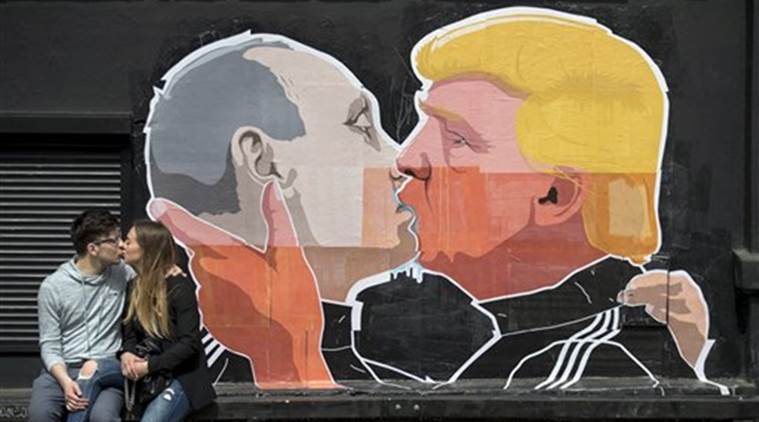 donald trump, vladimir putin, trump kisses putin, putin kisses trump, trump loves putin, wall art denmark, us elections 2016, elections 2016, presidential elections, russia us relations, russia us ties, russia us, world news, trending news
