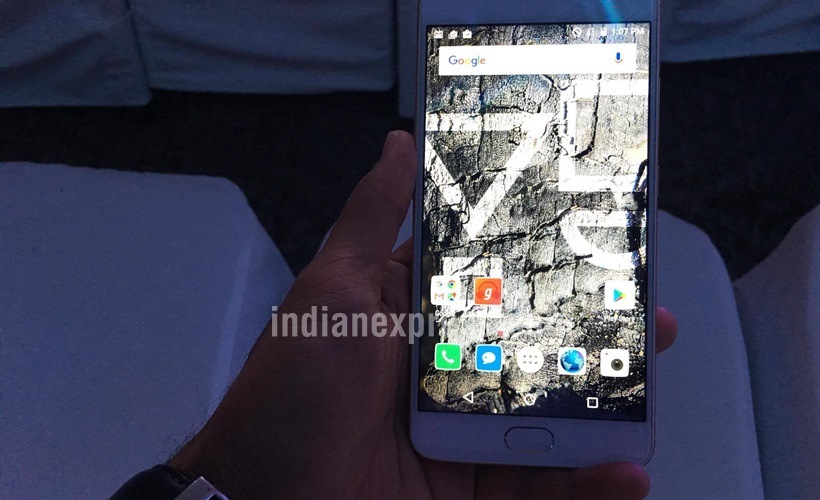 Moto G4, Moto G4 India launch, Moto G4 vs Moto G4 Plus, Moto G4 vs Le 2, Moto G4 Amazon, Moto G4, Moto G4 vs Redmi Note 3, Redmi Note 3 vs Moto G4 vs Le 2, YU Yunicorn vs Moto G4, mobiles, smartphones, technology, technology news