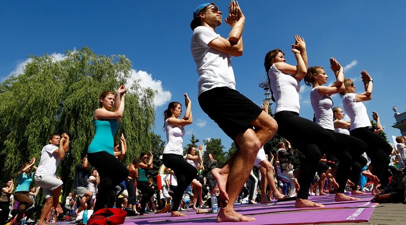 International Day of Yoga, International Day of Yoga 2016, IDy, IDY 2016, benefits of yoga, uses of yoga, why do yoga, diabetes, asthma, Alzheimer's, meditation, stress relief, yoga for stress relief, health benefits of yoga, yoga for weight loss, yoga for heart health, yoga and immunity, health news