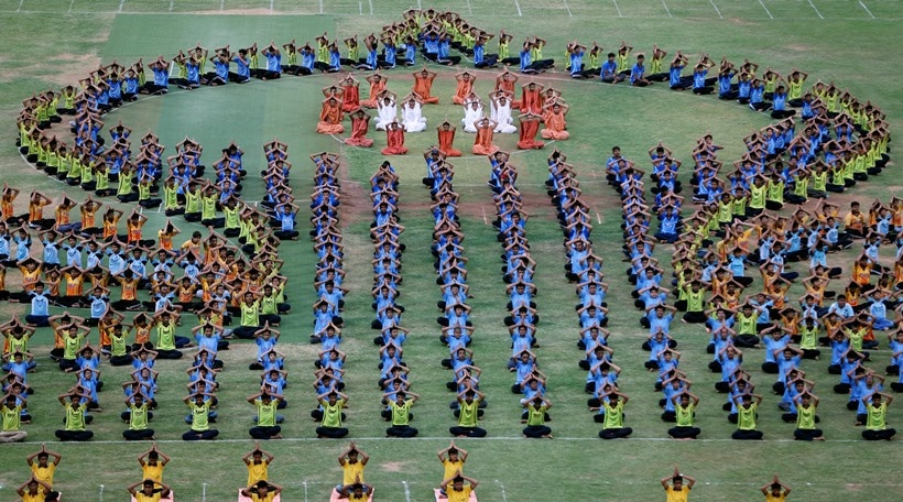 International Day of Yoga, International Day of Yoga 2016, IDy, IDY 2016, benefits of yoga, uses of yoga, why do yoga, diabetes, asthma, Alzheimer's, meditation, stress relief, yoga for stress relief, health benefits of yoga, yoga for weight loss, yoga for heart health, yoga and immunity, health news