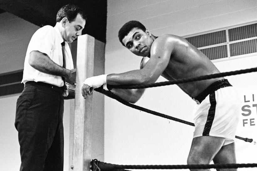 Muhammad ALi, boxing, boxing muhammad ali, boxer Muhammad Ali, Muhammad Ali news, Muhammad Ali sports, Muhammad Ali die, Muhammad Ali death, Muhammad Ali fight, Muhammad Ali boxer, Muhammad Ali boxing, Muhammad Ali records, Muhammad Ali career, Muhammad Ali health, muhammad ali knockouts, muhammad ali best knockouts, Muhammad Ali news, muhammad ali rare pics, muhammad ali photos, muhammad ali pics, Boxing legend , Boxing legend Muhammad ALi, Ali death, Muhammad Ali pictures