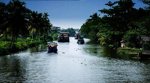 Kerala: Trawling ban to be effective from midnight