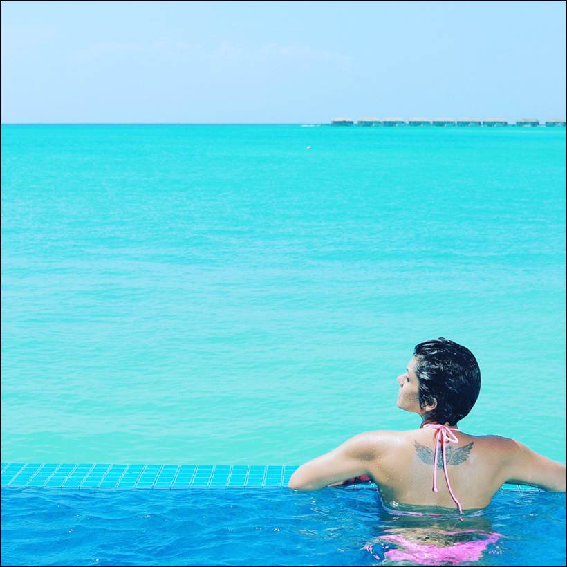 mandira bedi, mandira bedi holiday, mandira bedi maldives, mandira bedi husband, mandira bedi son, mandira bedi holiday pics