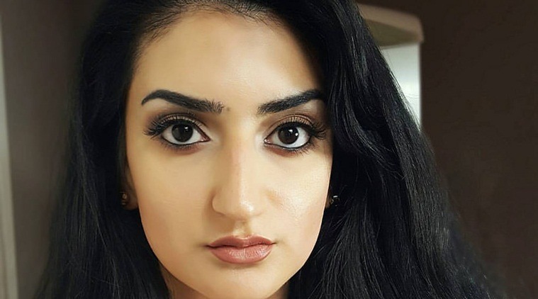6 Whirl Lipstick_Flickr_Kamelia Tajabadi_759