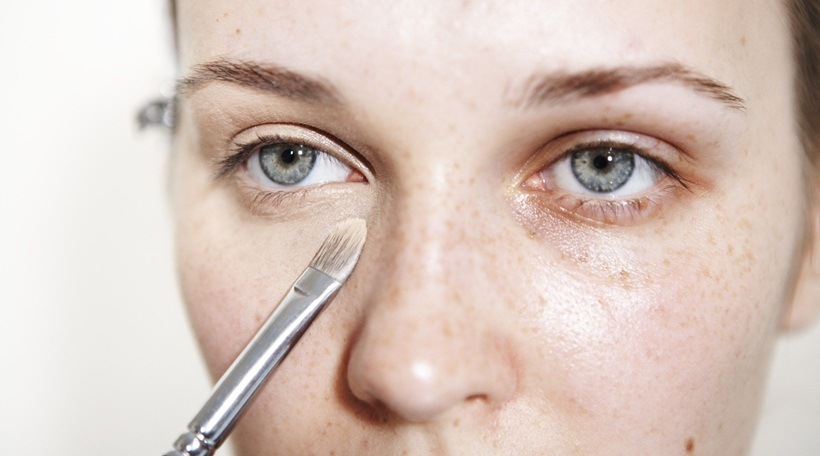 DIY tips, beauty tips, fashion tips, monsoon, summer, rains, skin, hair, clothes, mascara, make-up, bronzer, shoes, lipsticks, concealer, eye shadow, bags, purses, handbags, primer, powder blush