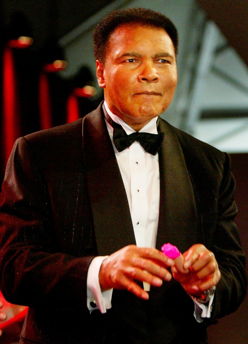Muhammad ALi, boxing, boxing muhammad ali, boxer Muhammad Ali, Muhammad Ali news, Muhammad Ali sports, Muhammad Ali die, Muhammad Ali death, Muhammad Ali fight, Muhammad Ali boxer, Muhammad Ali boxing, Muhammad Ali records, Muhammad Ali career, Muhammad Ali health, muhammad ali knockouts, muhammad ali best knockouts, Muhammad Ali news, muhammad ali rare pics, muhammad ali photos, muhammad ali pics, Boxing legend , Boxing legend Muhammad ALi, Ali death, Muhammad Ali pictures