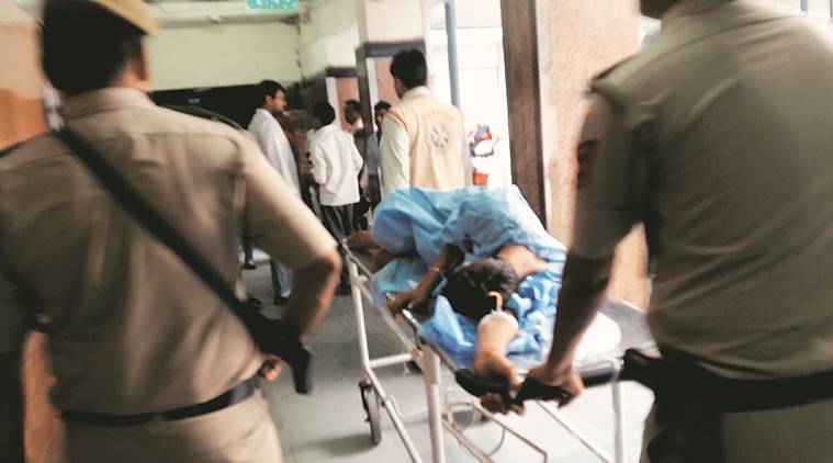 delhi, delhi news, delhi property dealer, property dealer son, northeast delhi property dealer shot, property dealer shot, delhi property dealer shot, property dealer shot in delhi, indian express news