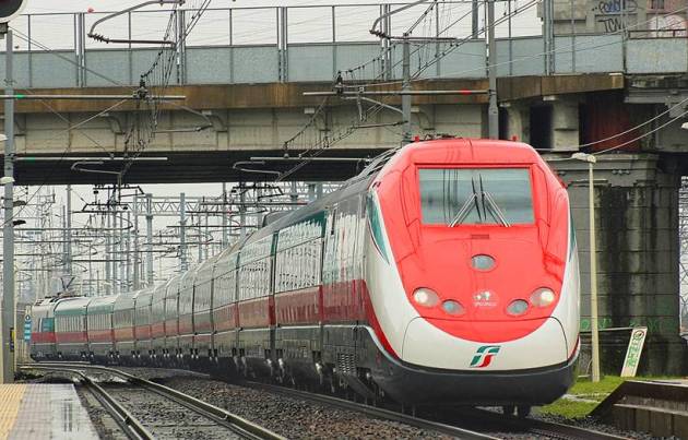 fastest trains, bullet trains, top ten trains, world fastest trains, trains world, worlds top trains, top trains world, best train pics, best train pictures, fast trains