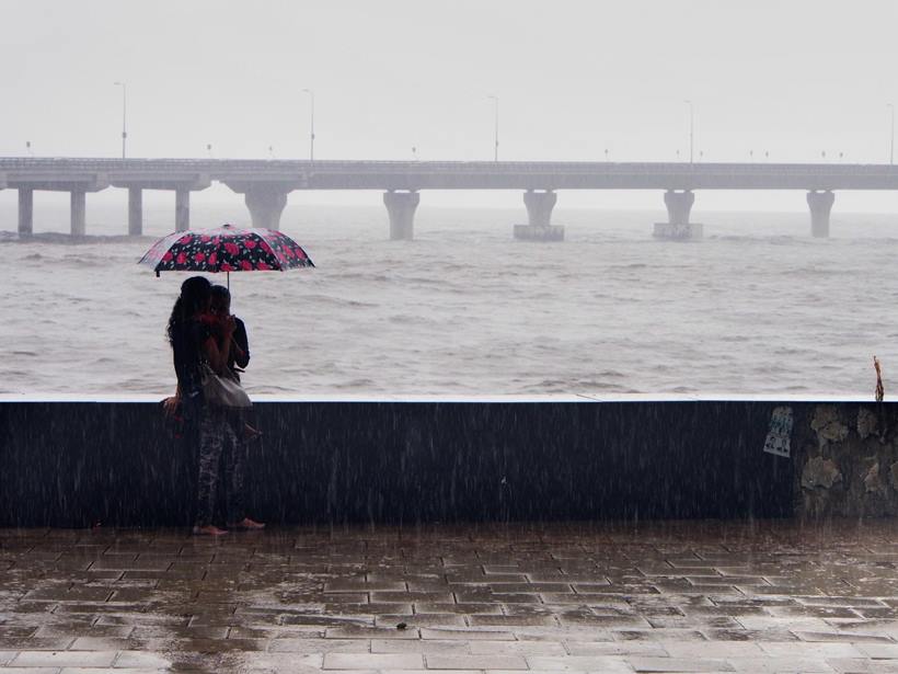 mumbai rains, mumbai monsson, mumbai weather, worli rain, mumbai worli, rains, monsoon, maharashtra rains, maharashtra monsoon, maharashtra weather