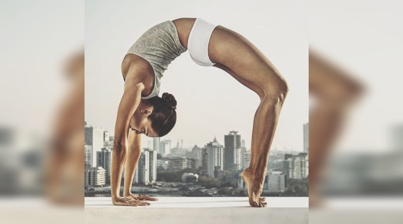 International Day of Yoga, International Yoga Day, Yoga Day, IDY 2016, celebrities who do yoga, Shilpa Shetty, Lara Dutta, Kareena Kapoor, Saif Ali Khan, Jennifer Aniston, Lady Gaga, Gwyneth Paltrow, Adam Levine, Britney Spears, Miley Cyrus