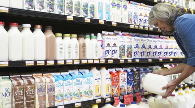 World Milk Day, milk, milk products, health benefits of milk, benefits of drinking milk, why you should drink milk, nutrients in milk, nutritious milk, low fat milk, is low fat milk healthy, lactose intolerant, milk for lactose intolerant, lactose free milk, dairy products, cheese, yoghurt, ice cream, milk myths, myths about milk