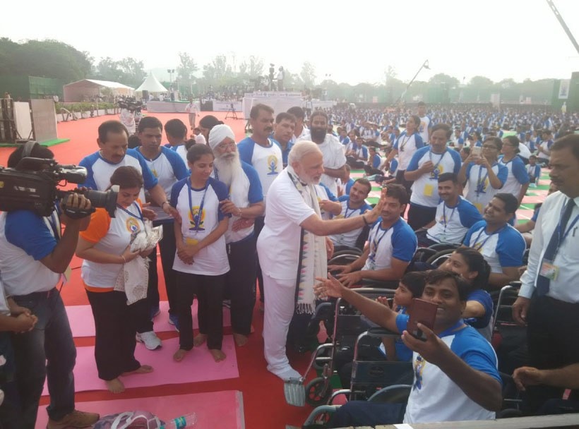 international yoga day, yoga day, pm modi yoga, narendra modi, narendra modi international yoga day, international yoga day speech, narendra modi speech, chandigarh yoga day, modi chandigarh speech, modi does yoga, india news