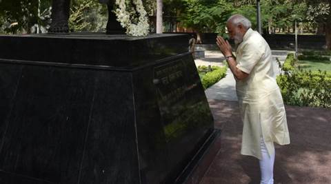 PM Modi pays tribute to Chandra Shekhar Azad in Allahabad