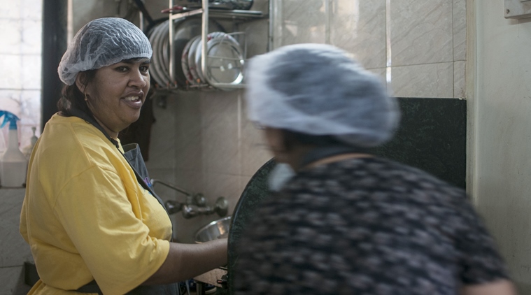 Nazneen Kagalwala, seen washing up, tells us that she can make a mean pasta. (Photo: Anurag Banerjee)