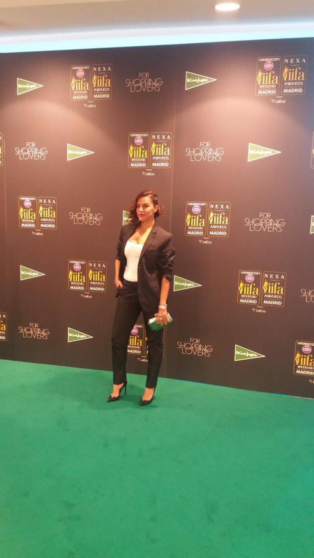 IIFA 2016, Salman Khan, Deepika Padukone, Priyanka Chopra, Hrithik Roshan, Bipahsha Basu, Mouni Roy, Meet Bros, Shilpa Shetty, Sooraj Pacholi, Fawad Khan, Karan Johar, Elli Evram, Sonakshi Sinha, Anupam Kher, entertainment