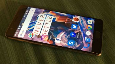 OnePlus 3, OnePlus 3 review, OnePlus 3 Amazon sale, OnePlus 3 sale, OnePlus 3 price, OnePlus 3 specifications, OnePlus 3 features, LeEco, le Max 2, Xiaomi Mi 5, OnePlus 3 vs Mi 5, OnePlus 3 vs Le Max 2, OnePlus 3 vs LG g5, Samsung Galaxy S7, Galaxy S7, smartphones, technology, technology news