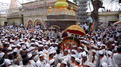 Palkhi procession: Delay in sowing may hit warkari attendance by 15-20 ...