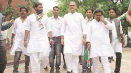 National Congress Party, Praful Patel supports hardik Patel, Patidar Leader, Hardik Patel, Aam Admi party, Arvind Kejriwal, patidar Anamat, Andolan Samiti, BJP, SC ST, Ahmedabad News, India News