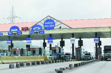 Pune-Mumbai Expressway, Pune district collector Saurabh Rao, Maharashtra State Road Development Corporation, Khed-Shivapur toll booth, long queues at toll booths Pune, Pune news, Latest news, Maharashtra News, India News