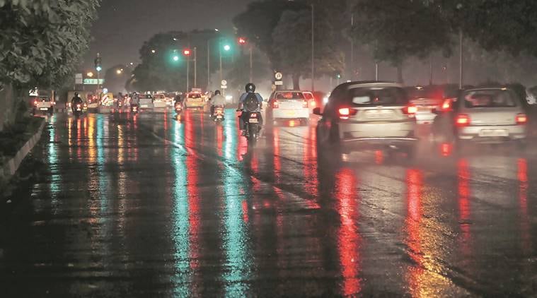 Rain, thunderstorm in Tricity bring temperatures down | Cities News ...