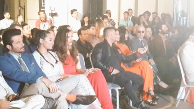 IIFA 2016, Salman Khan, Deepika Padukone, Priyanka Chopra, Hrithik Roshan, Bipahsha Basu, Mouni Roy, Meet Bros, Shilpa Shetty, Sooraj Pacholi, Fawad Khan, Karan Johar, Elli Evram, Sonakshi Sinha, Anupam Kher, entertainment
