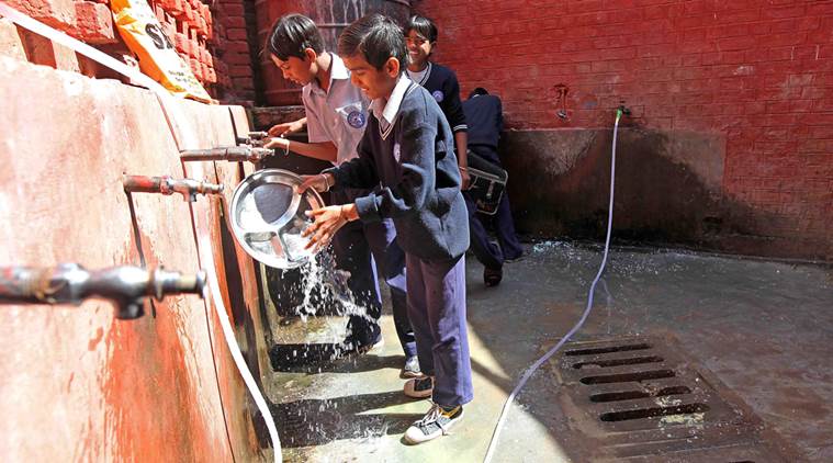 Surat, Surat drinking water problem, Surat schools, Surat school no water problem, Surat school timings, Gujarat water woes, Gujarat drought, Gujarat water problems, Gujarat news, India news, latest news, News